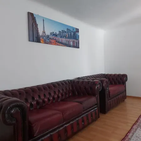 2 Bedrooms, 2 Baths House With A Living An Upstairs Reception Rea